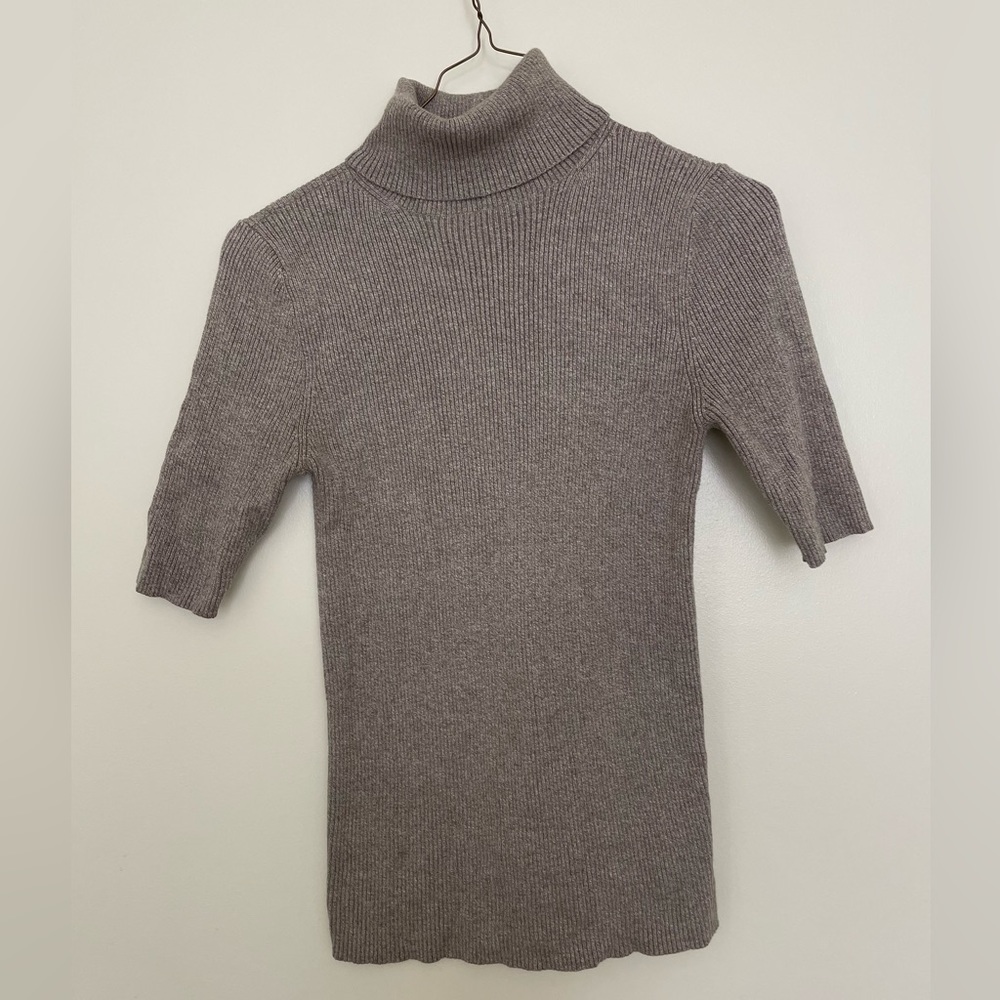 Express short sleeve turtleneck